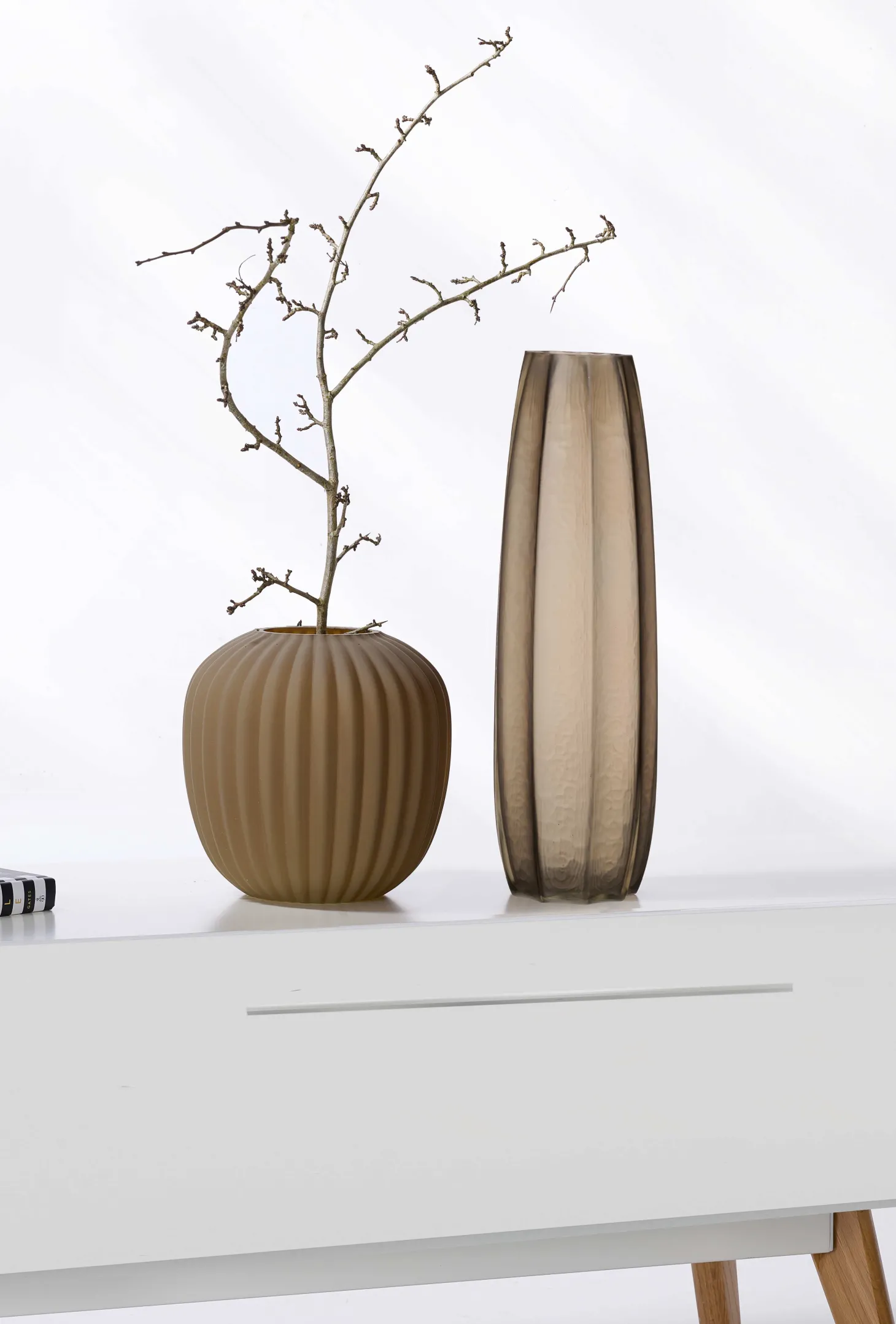 Vase Laura | 22 x 22 x 22 cm | matt braun